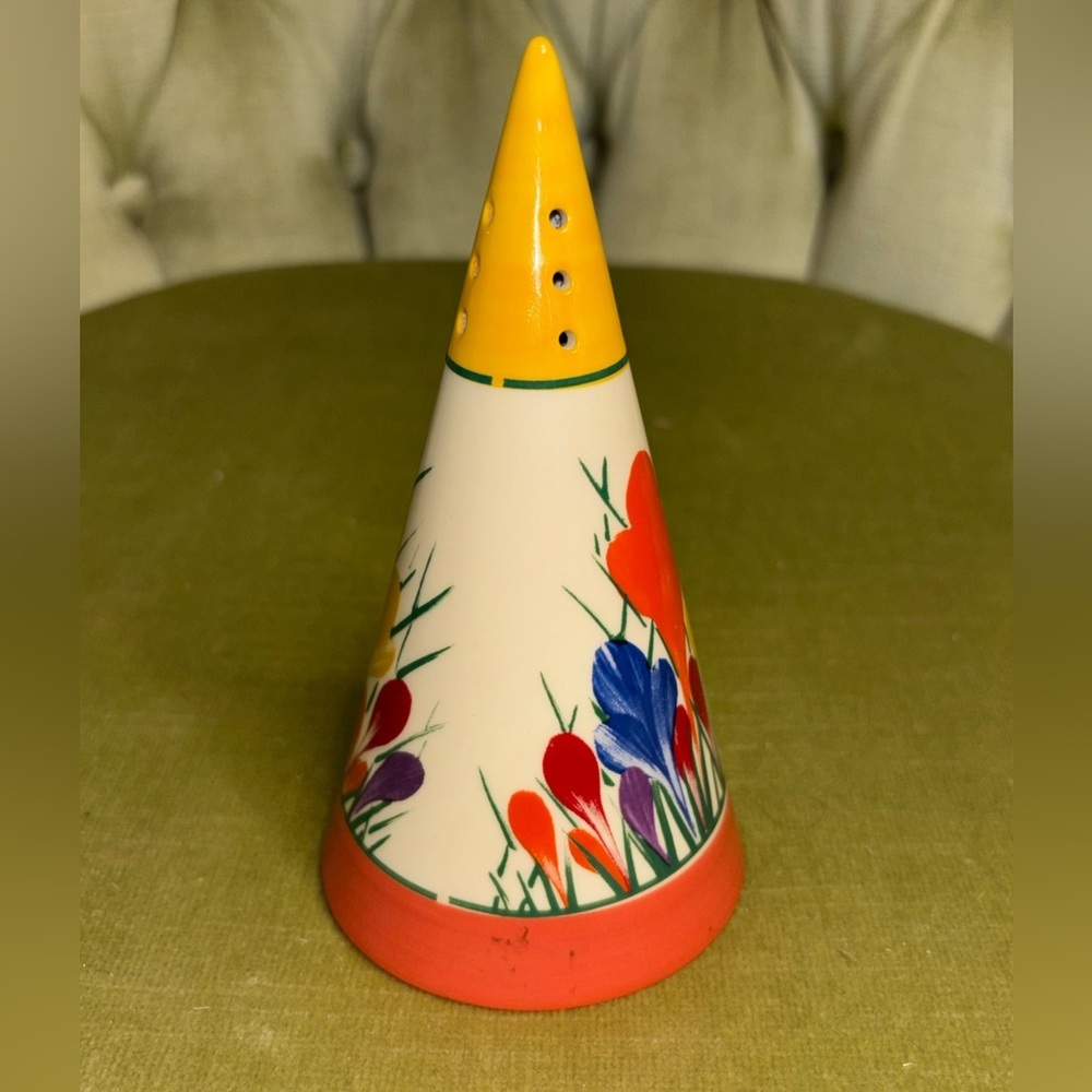 CLARICE CLIFF STYLE CROCUS CONICAL SUGAR SHAKER LARGE SIZE BY MOORLAND POTTERY​ - Picture 6 of 6
